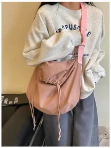 Grand sac bandoulière unie avec cordon de serrage sac hobo décontracté souple