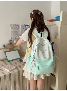 Stijlvolle Japanse pastel contrast rugzak voor studenten, lichtgewicht en ruim formaat.