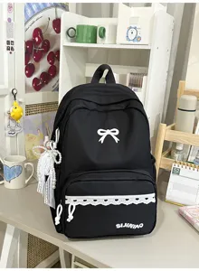 Stijlvolle Japanse zwarte strikrugtas met kanten afwerking en schattige parelhangers voor school.