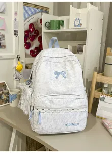 Grijs rugzak in Japanse stijl met schattige blauwe strik en kanten hanger voor dagelijks gebruik.