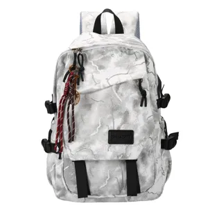 Grand sac a dos scolaire pour lyceens avec motif marbre elegant et sangles resistantes.