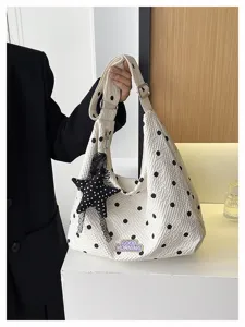 Witte polkadot hobo schoudertas casual cloud tas met stijlvolle sterhanger voor vrouwen.