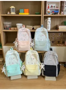 Japanse stijl kleurenblok geruite schoolrugzak voor meisjes en studenten lichtgewicht en schattig.