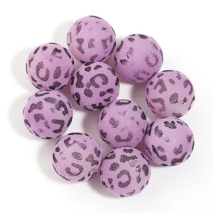 Perles rondes floquées léopard 16mm Accessoires de bricolage Boules pelucheuses violettes