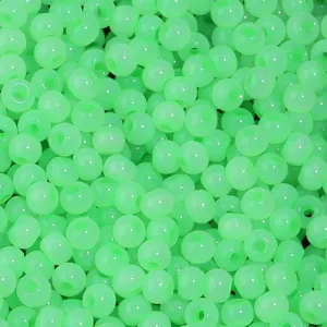 Perles rondes vert clair avec trous centraux pour fabrication de bijoux et loisirs créatifs