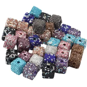 Perles strass carrées en argile pour loisirs créatifs, accessoires de coiffure et beaux bijoux.