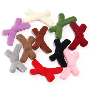 Perles flocées colorées en forme de nœud pour fabrication de bijoux DIY et chaînes de téléphone.
