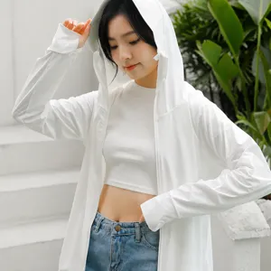 Unisex ice silk sun protection clothing, white lightweight breathable UV hoodie with long sleeves.