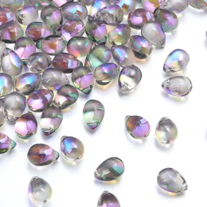 Cuentas sueltas de cristal en forma de gota para collares pendientes y accesorios hechos a mano.