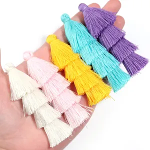 Découvrez des vues détaillées de pampilles à 4 couches pour bijoux et accessoires DIY.