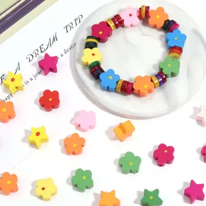 Bunte Holz Perlen Blumen Sterne DIY Armband Kinder Basteln Spielzeug Zubehoer Set