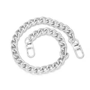 Zilveren metalen twist kettingriem met sluitingen voor DIY tassen, bagage en telefoonaccessoires.