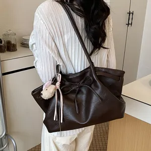 Korean style brown tote bag for women, large capacity retro handbag and shoulder bag.