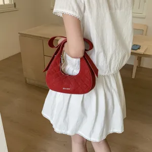 Women Fashion PU Leather Shoulder Bag Quilted Artificial Pearl Bowknot Hobo Handbag Trendy Luxury Crossbody Bag With Chain