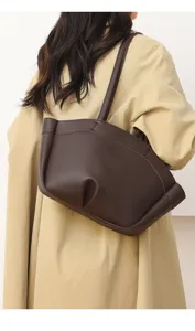 Élégant sac cabas bandoulière en cuir marron pour femmes, grand sac à main de travail.