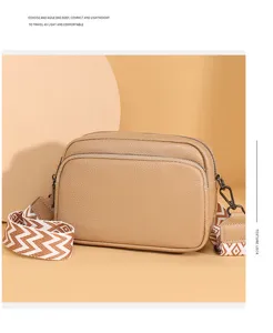 Stylish litchi pattern leather crossbody bag for women, compact casual single shoulder bag.