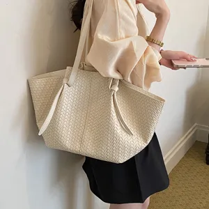 Woven Tote Bag For Women Large Capacity PU Leather Handbag Minimalist Casual Shoulder Bag Retro Commuter Bag