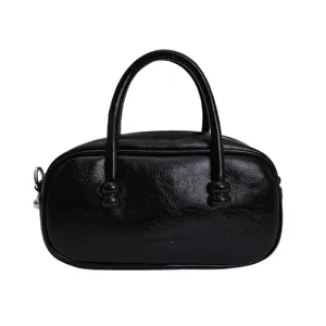 Sac a main bowling en cuir vernis noir elegante poignee superieure sac porte epaule pour femme.