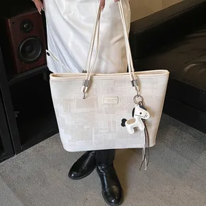 Borsa tote stile coreano da lavoro, grande capacità, borsa a spalla con ciondolo cavallo.