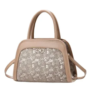 Borsa a mano da donna kaki elegante con manico in pelle e fibbia metallica vista principale
