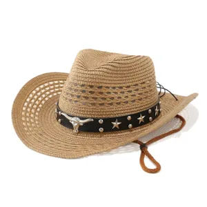 Westerse strooien cowboyhoed met stierenhud metaaldecor, ademende zomermand zonnehoed hoofdweergave