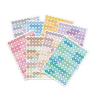 Bunte runde Buchstaben- und Zahlen-Stickerboegen fuer Journaling und kreative Bastelarbeiten.