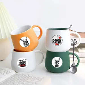 Autocollants ronds de musique rock avec motifs punk cool pour decoration d'instruments.