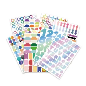 Vue détaillée de 8 feuilles d'autocollants holographiques lettres chiffres index colorés.