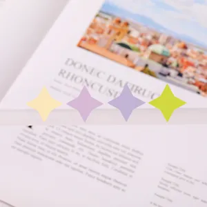 Notes adhesives en forme d'etoile onglets d'index vue de detail coloree papeterie mignonne
