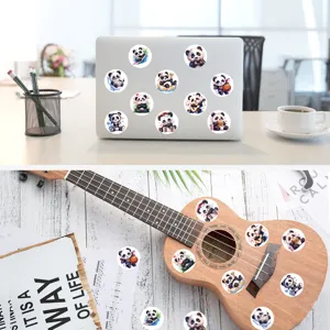 Süßes Cartoon Panda Sticker Set, wasserfeste runde Vinyl Aufkleber für Laptop, Gitarre und Becher.