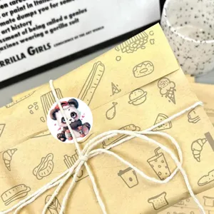 Detailaufnahme von niedlichen Cartoon-Panda-Runde Aufklebern für Geschenkverpackung und Siegel.