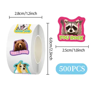 Realistische Tieraufkleber-Rolle Detail mit süßen Hund- und Bär-Motiven und englischen Texten.