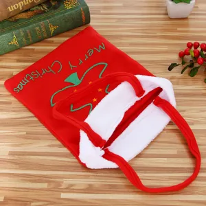 Sac de cadeaux de Noël rouge avec bordure en peluche blanche, sac de fête pour les cadeaux.