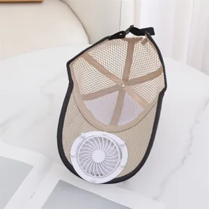 Detailansicht der Solar-Lüfter-Baseballkappe mit integriertem Ventilator und Mesh-Material.