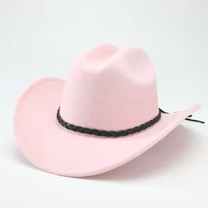 Cappello da cowboy western in feltro rosa per donna e uomo con elegante nastro nero intrecciato.