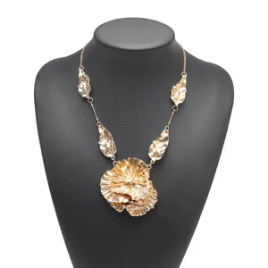 Gold metallic statement flower and leaf pendant necklace for women chic fashion jewelry