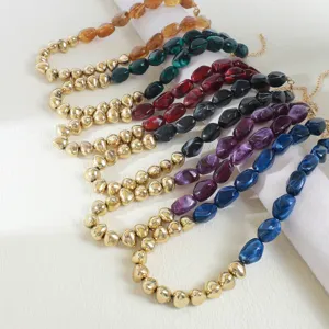 Vintage art irregular resin beaded necklace, colorful geometric spliced clavicle chain.