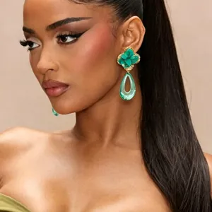 Green fabric flower drop earrings with acrylic teardrop pendant for women fashion resort style