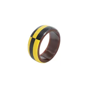 Bracciale rigido in resina acrilica a scacchi multicolore retro vista di dettaglio.