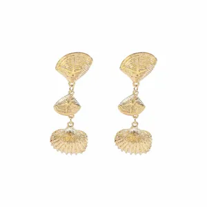 Gold shell dangle earrings detail close-up, summer beach ocean style jewelry accessory.