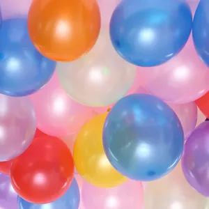 Colorful pearlescent round latex balloons for wedding party and room decoration supplies.