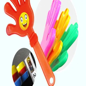 Detailansicht des Kunststoff-Klatschspielzeugs, zeigt lebendige Farben und Größenmaße.