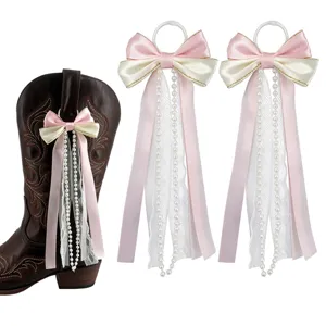 Noeuds décoratifs pour bottes de cowboy faits main ruban rose crème perles dentelle.