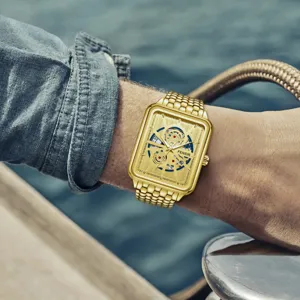 Herren goldene eckige Skelett Quarzuhr mit Metallarmband und elegantem maritimen Hauptbild