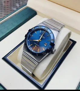 Eleganter Herren Quarzuhr mit blauem Zifferblatt und Stahlarmband Luxus Design Uhr