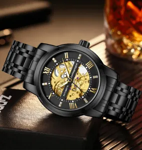 Herren Skelett Automatik mechanische Uhr, schwarzes Stahlarmband, goldenes Zifferblatt.