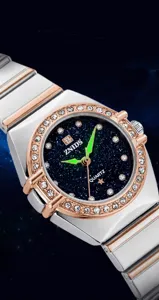 Elegant women's quartz watch with starry dial luminous hands and metal bracelet fashion