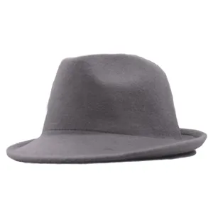 Grauer Filz Fedora Hut Detailansicht, klassischer Herbst Winter Jazzhut für Damen und Herren.