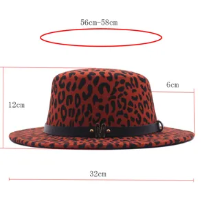 Leopardenmuster Woll Fedora Hut mit flacher Krempe und schwarzem Guertel fuer Herbst und Winter.
