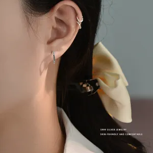 S999 Silber kleine Creolen Ohrringe für Damen, minimalistisches Design für Alltag.